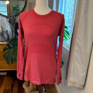 NWOT lululemon LS Swiftly